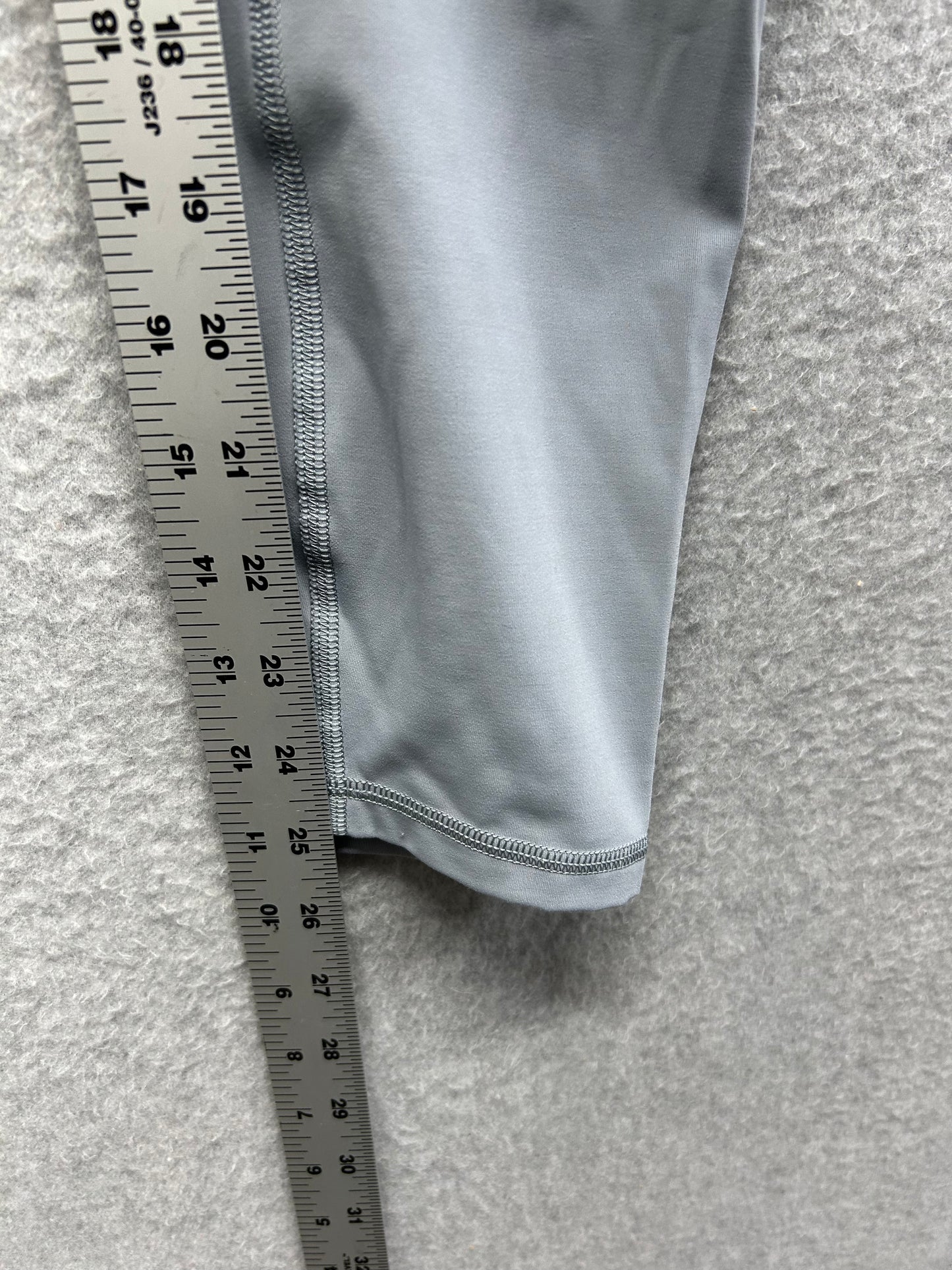 Lululemon Power Thru High-Rise Crop 23" Size 6 Rhino Grey