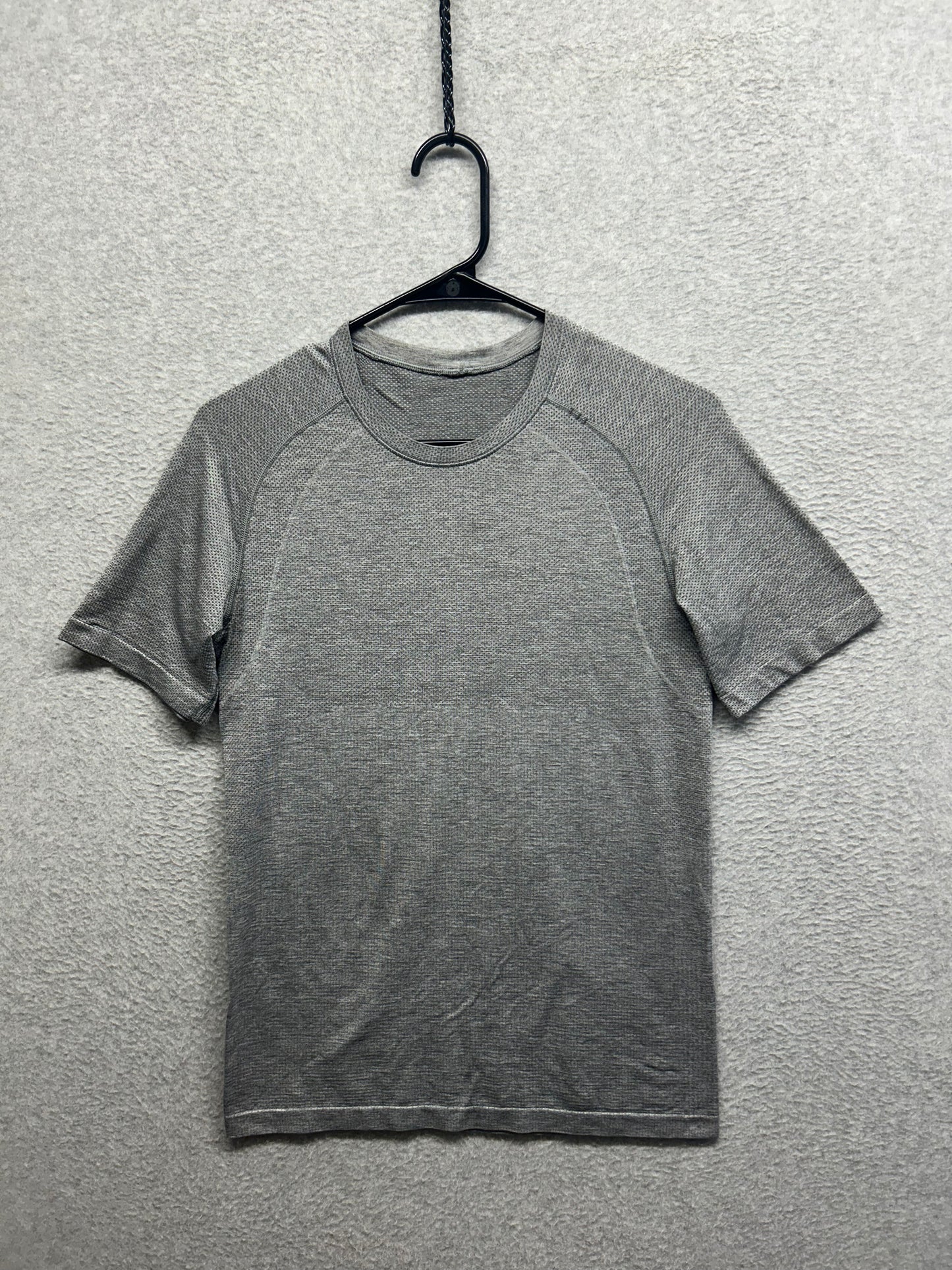 Lululemon Metal Vent Tech Short Sleeve 2.0 Size XS Slate Gray