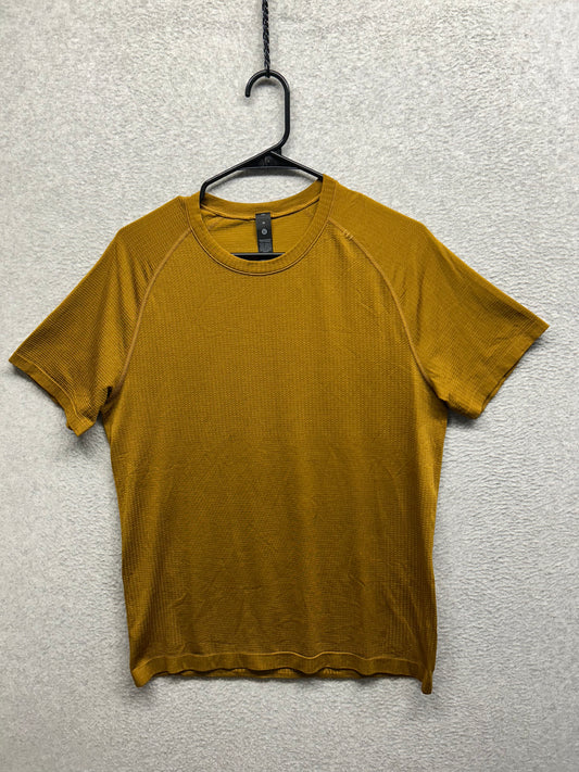 Lululemon Metal Vent Tech Short-Sleeve Shirt Size Medium Gold