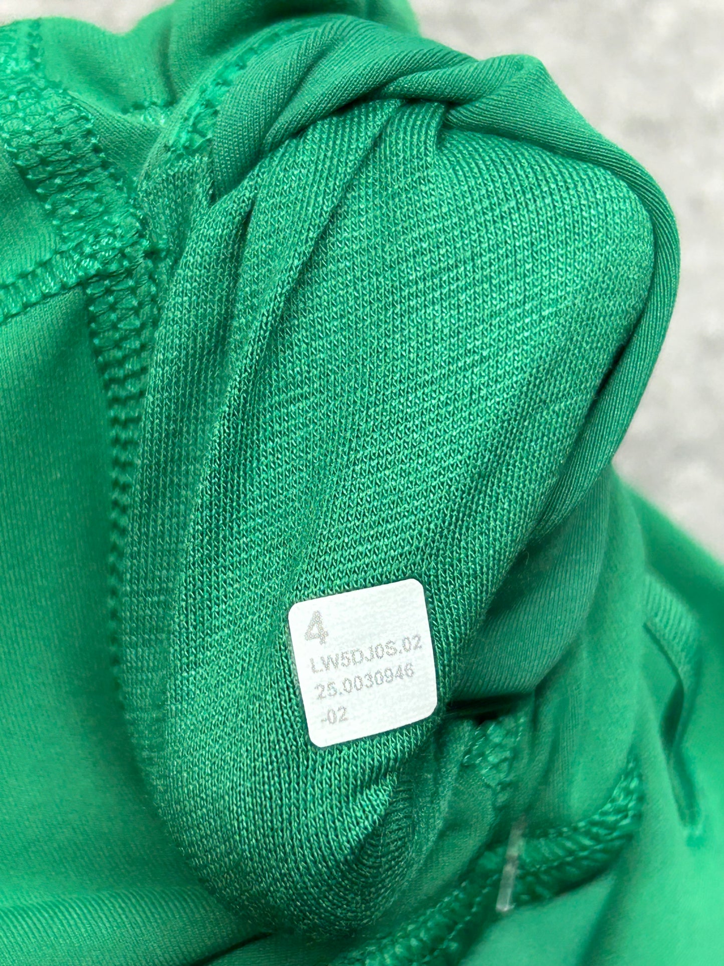 Lululemon Wunder Train High-Rise Tight 28" Size 4 Raceway Green