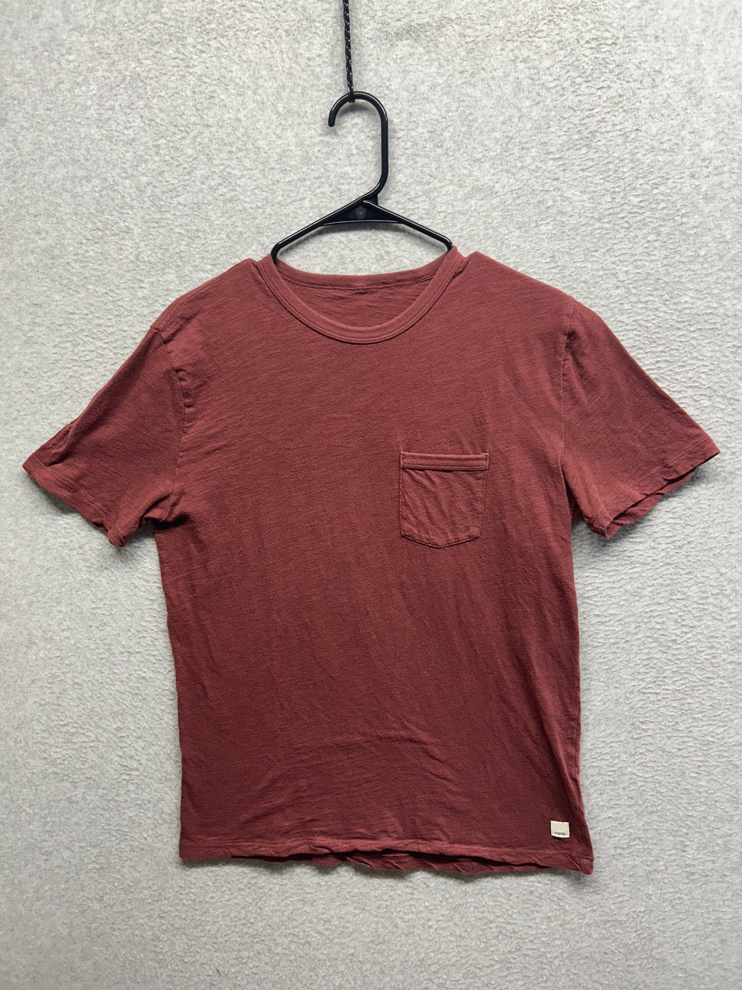 Vuori The Rise Tee Pocket Size Small Red
