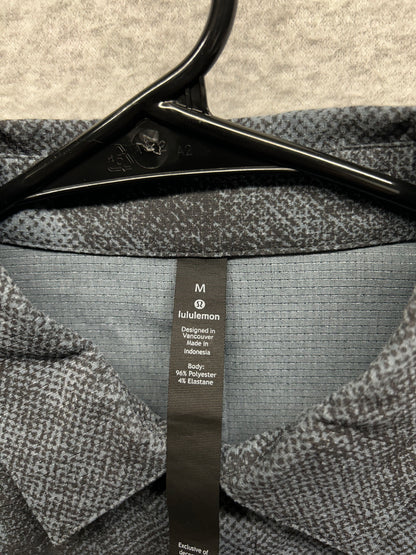 Lululemon Airing Easy Long Sleeve Shirt Size Medium Pixel Print Blue Charcoal Graphite Grey
