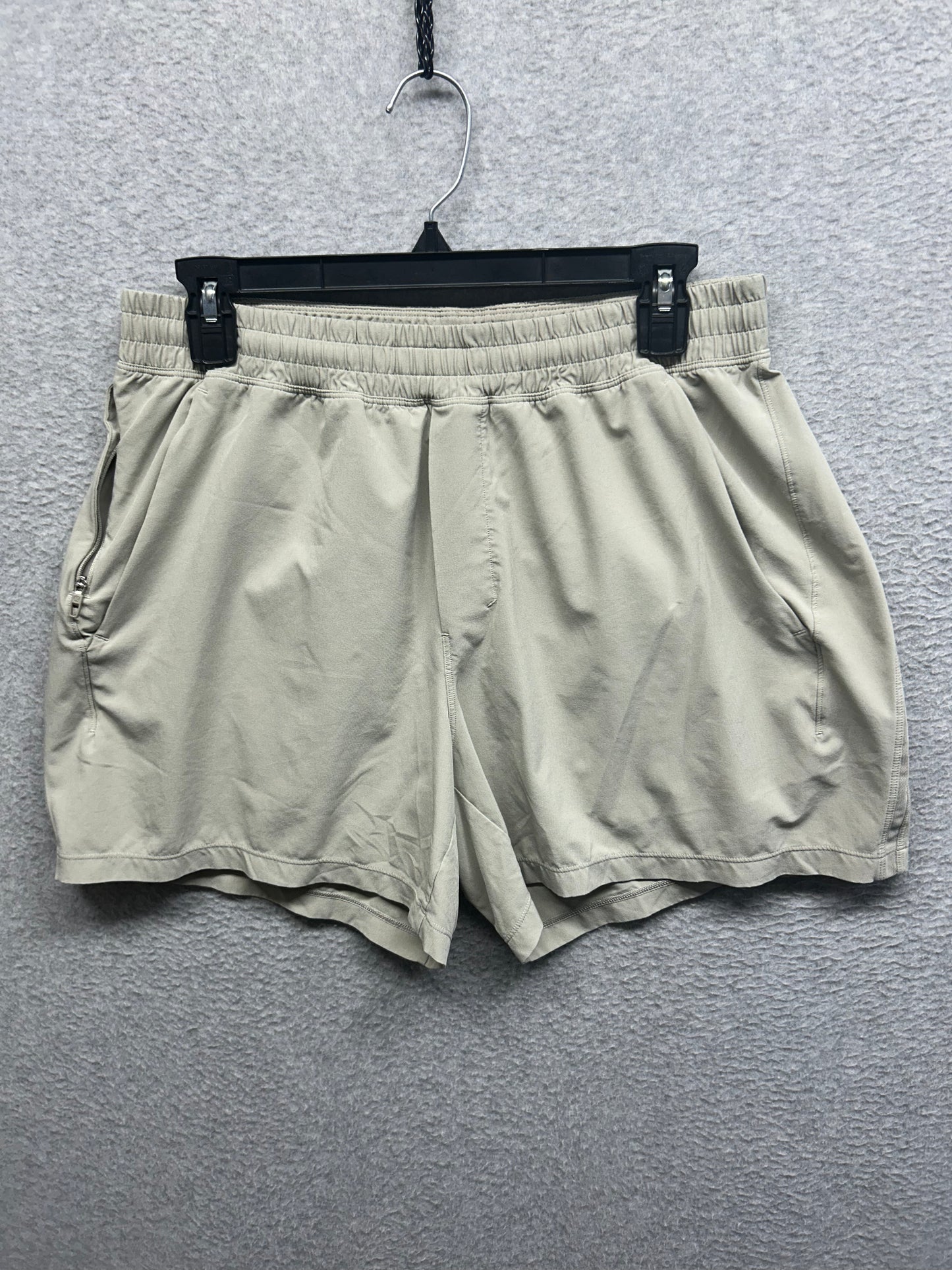 Lululemon Pace Breaker Linerless Short 5" Size Large (Square) Light Ivory