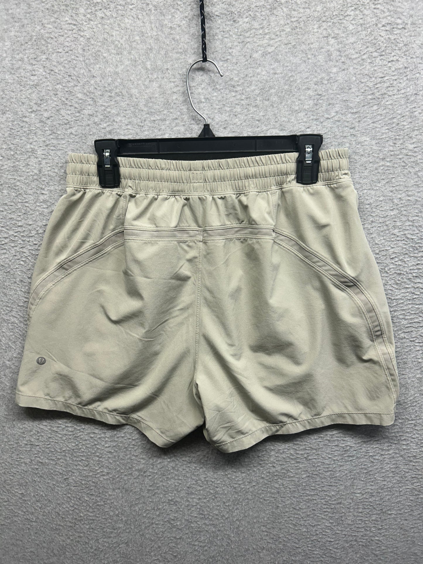 Lululemon Pace Breaker Linerless Short 5" Size Large (Square) Light Ivory