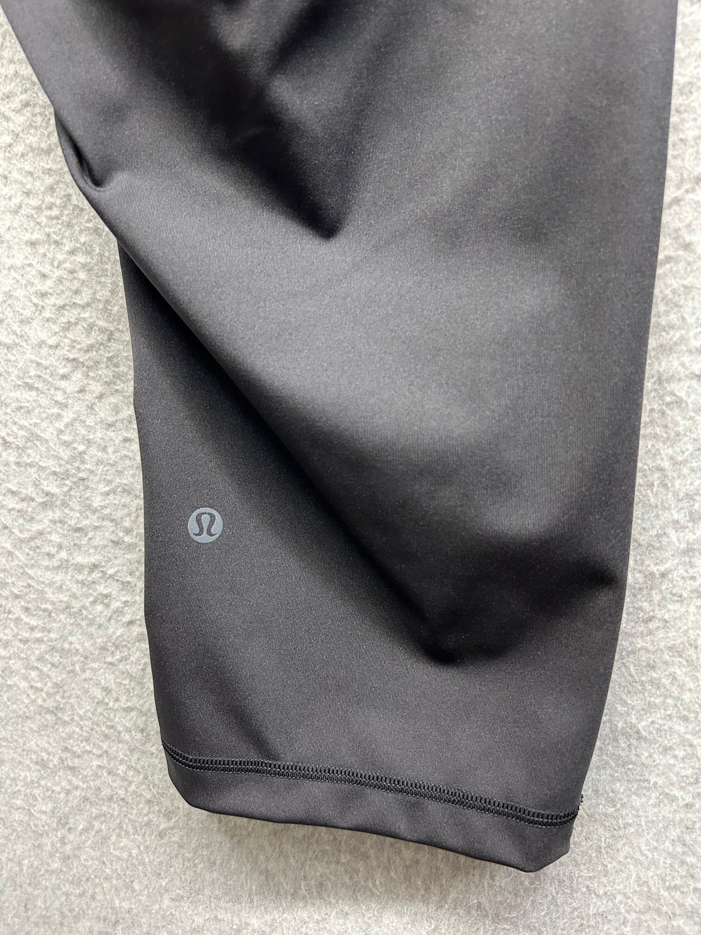 Lululemon Swift Speed High-Rise Crop 21" Size 20 Black