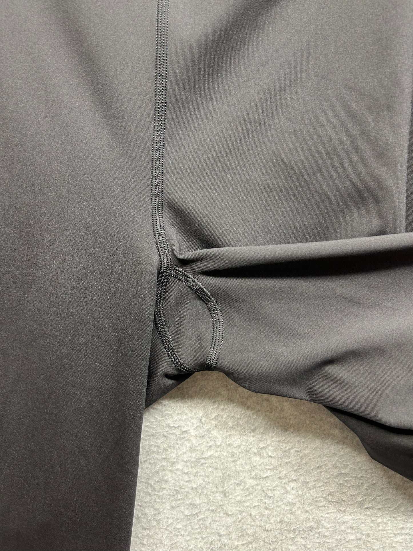 Lululemon Swift Speed High-Rise Crop 21" Size 20 Black