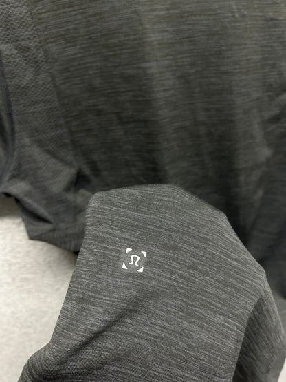 Lululemon Metal Vent Tech Polo Size Large Anchor