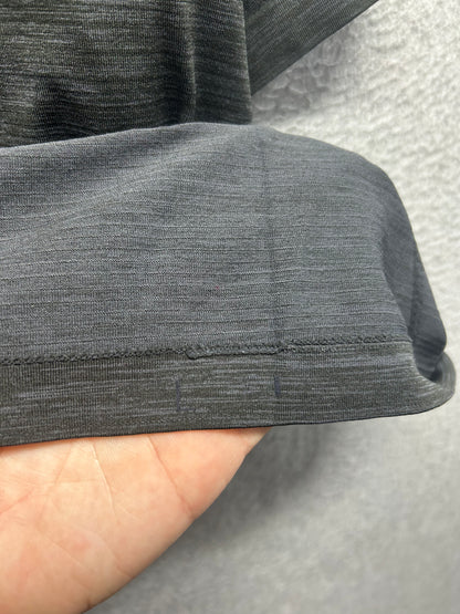 Lululemon Metal Vent Tech Polo Size Large Anchor