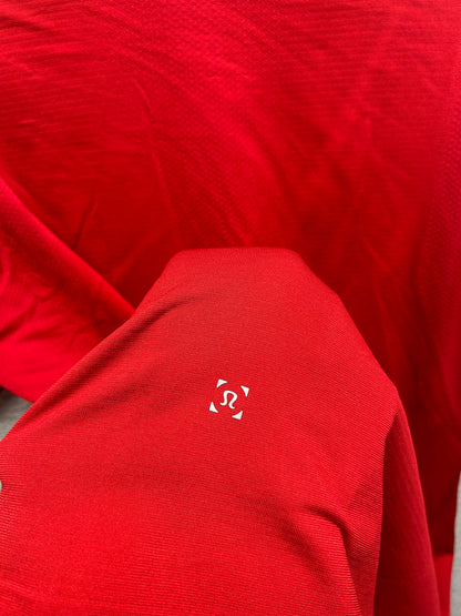 Lululemon Metal Vent Tech Short Sleeve Size Large Bold Red