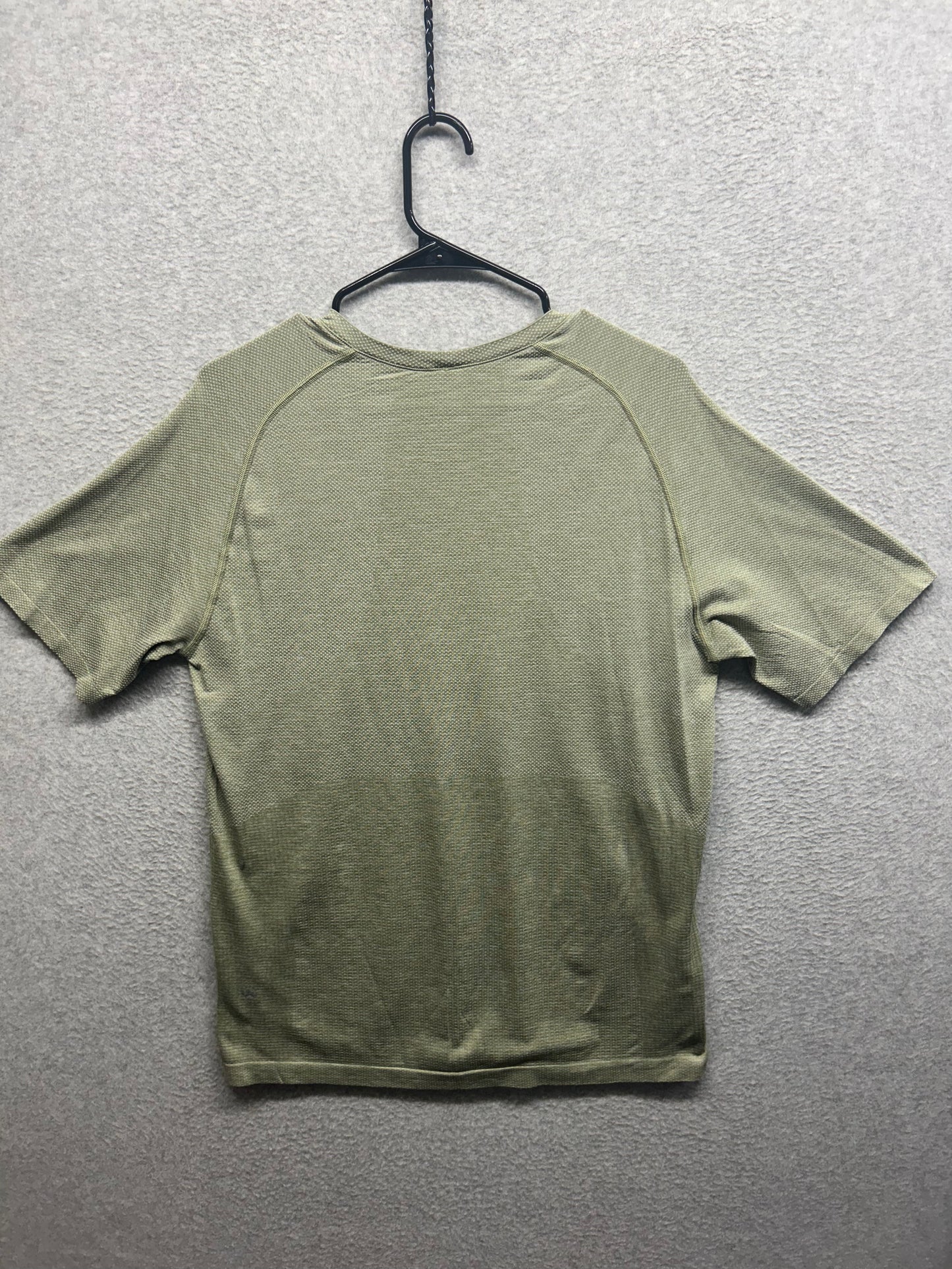 Lululemon Metal Vent Tech Short Sleeve 2.0 Size Large Wave Fade Rosemary Green