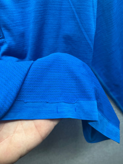 Lululemon Metal Vent Tech Midweight Half Zip Size Large Blazer Blue Tone