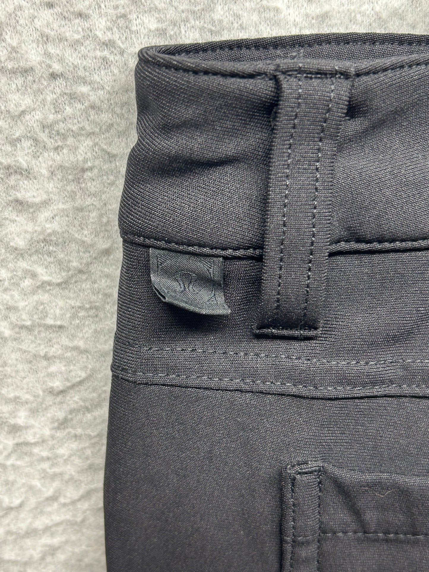 Lululemon ABC Pant Skinny Slim Size 32x33 Black