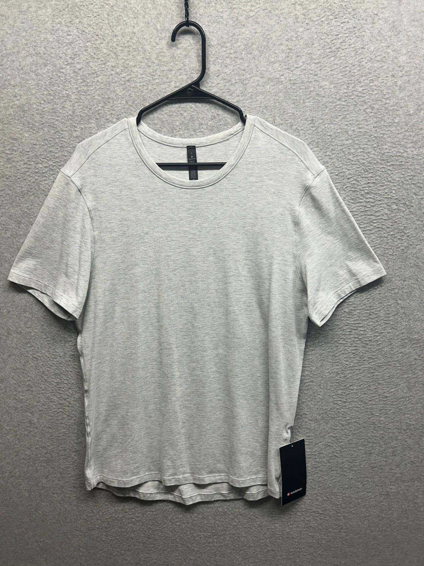 Lululemon 5 Year Basic Tee Size Large Heathered Core Ultra Light Grey