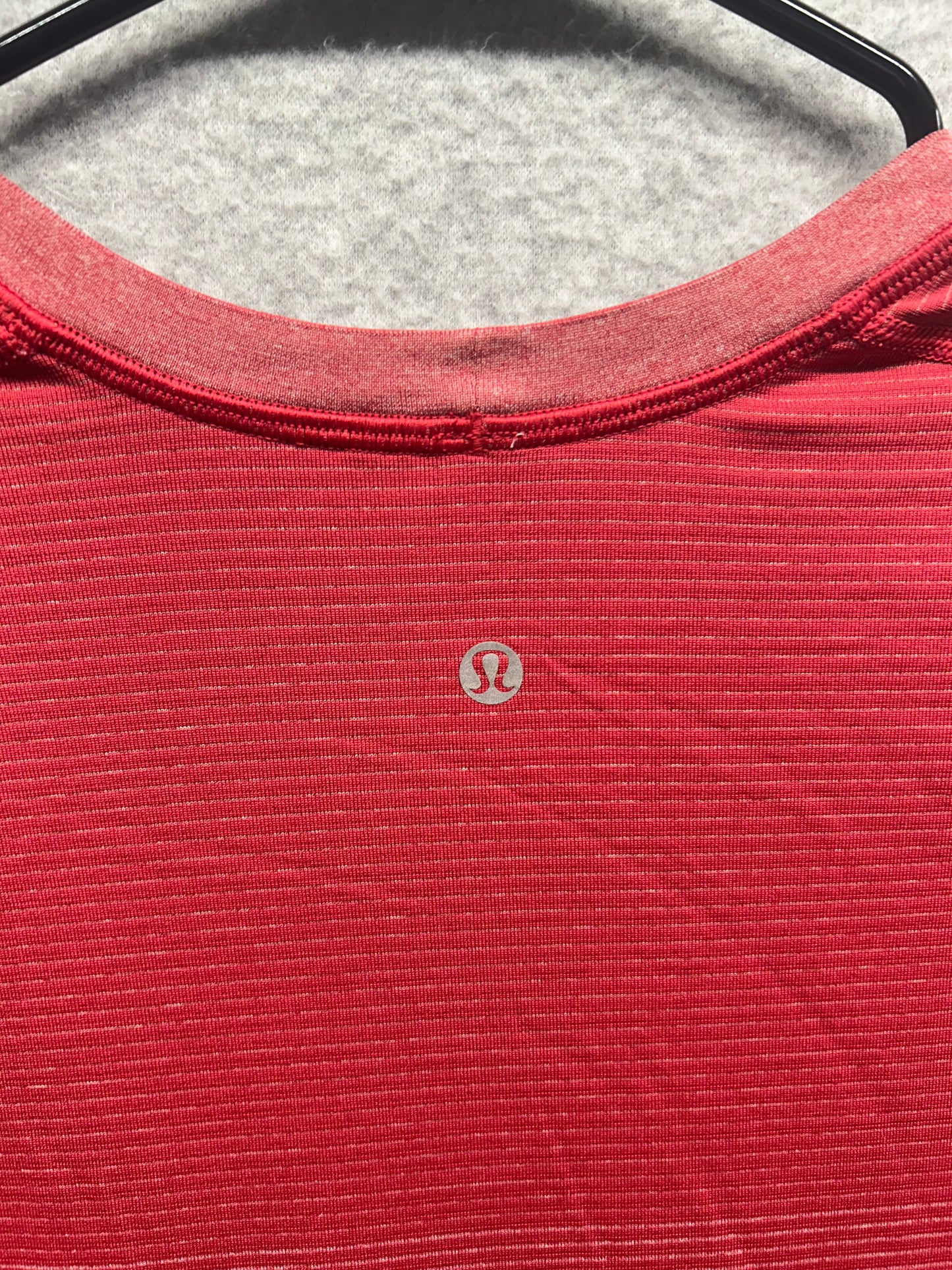 Lululemon Metal Vent Tech Surge Short Sleeve Size XL Terracotta Warrior