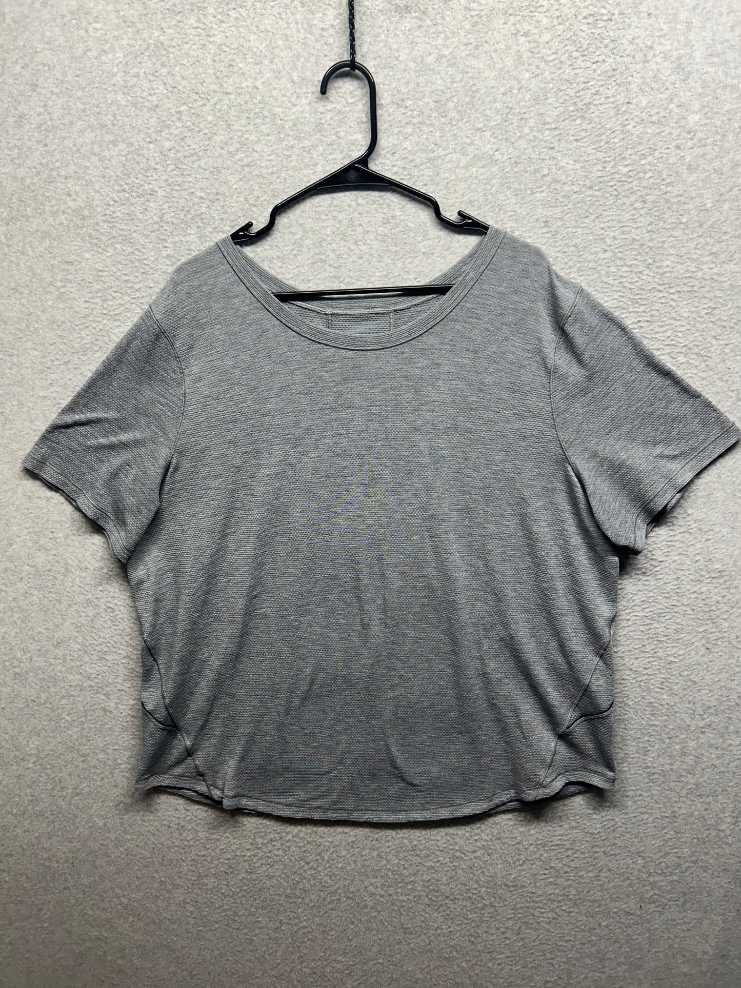 Lululemon Long Distance Short Sleeve Size 12-16 Heathered Gray