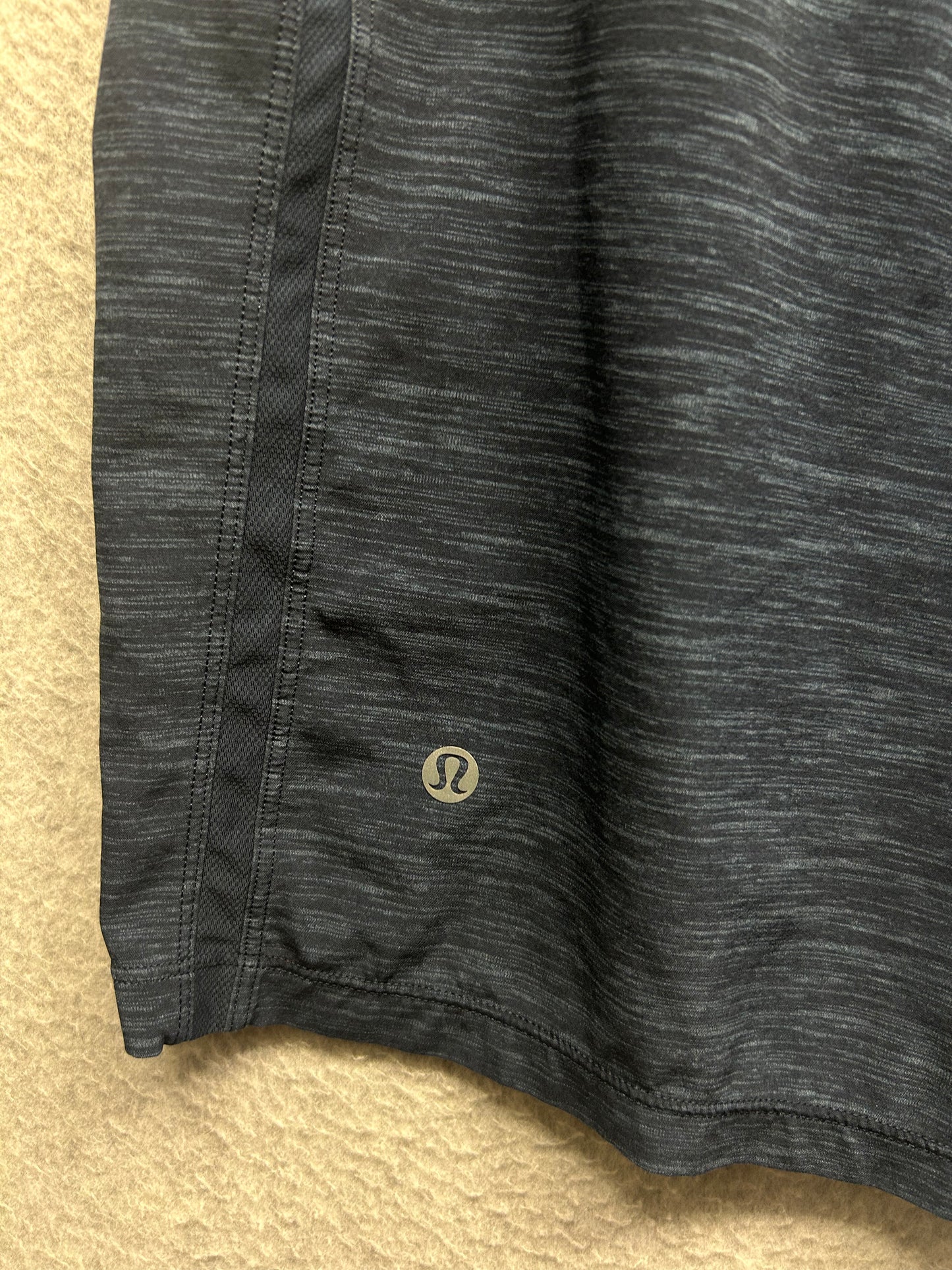 Lululemon Pace Breaker Short Linerless 9" Size XL Heather Allover Iron Blue True Navy