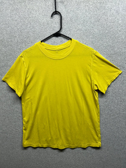 Lululemon All Yours Boyfriend Tee Size Large 12-16 Soleil