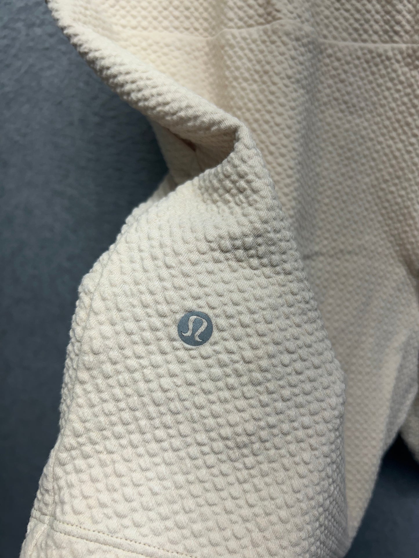 Lululemon At Ease Short 7" Size 2XL Heathered Prosecco