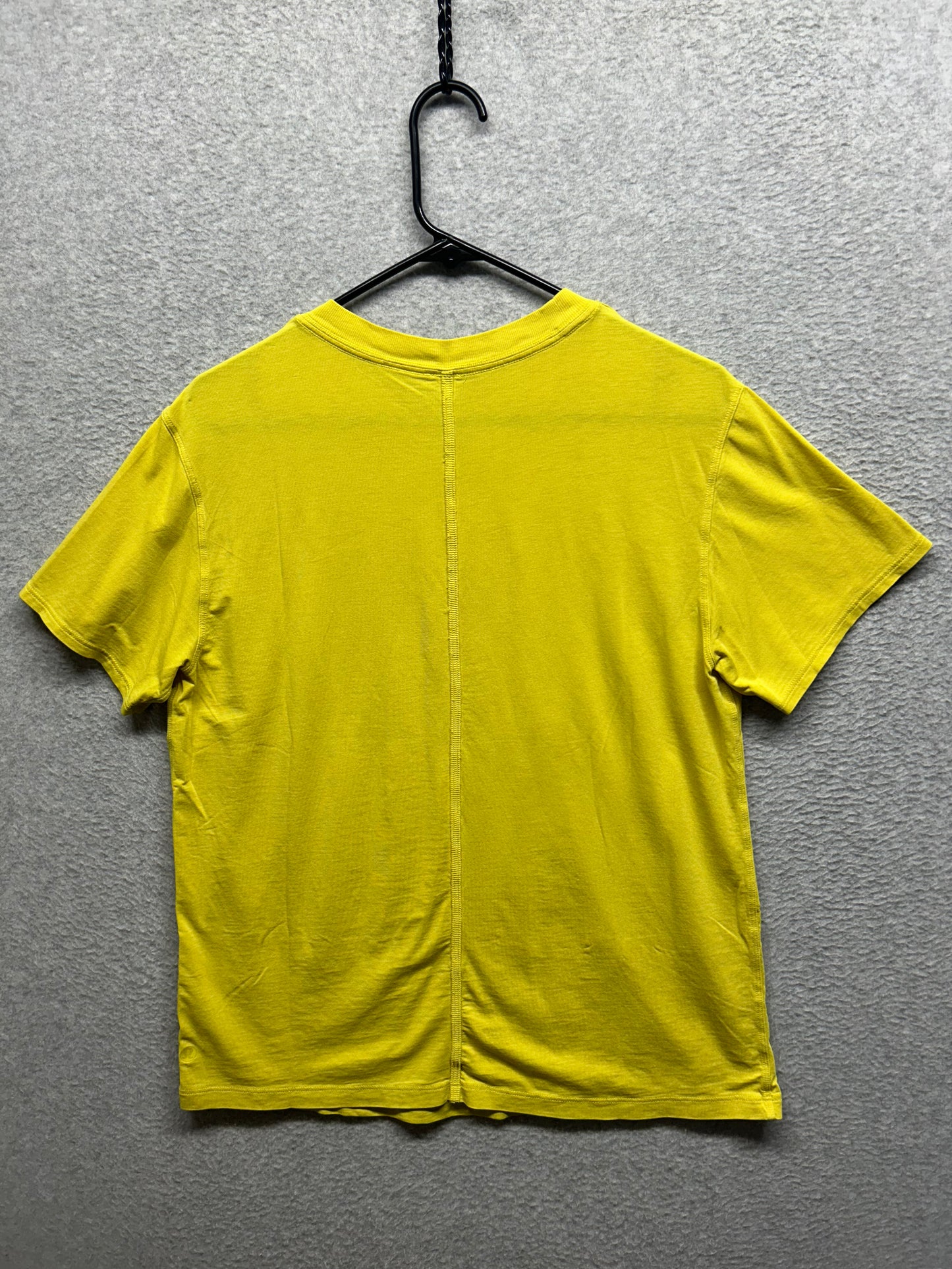 Lululemon All Yours Boyfriend Tee Size Large 12-16 Soleil
