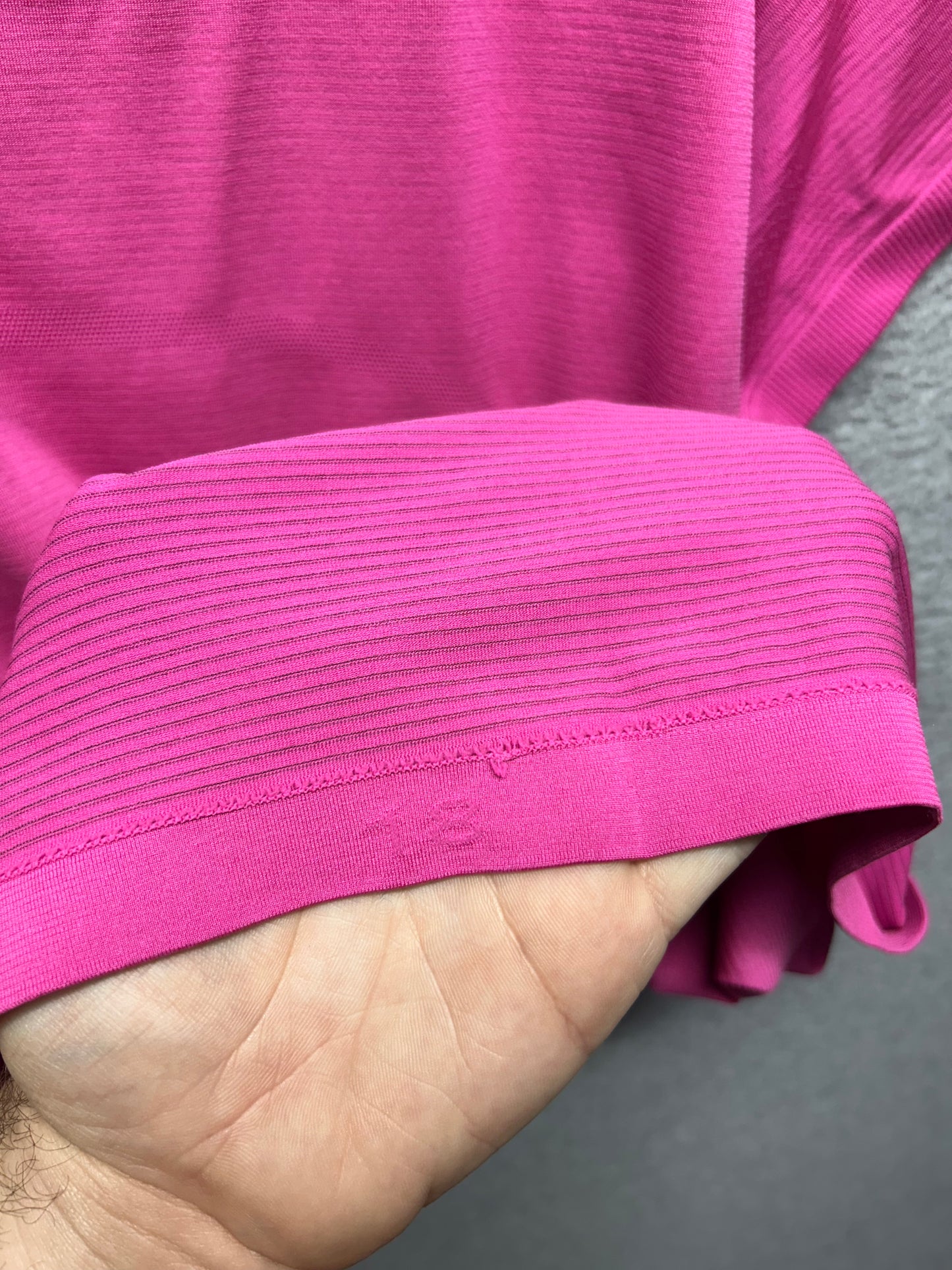 Lululemon Swiftly Tech Short Sleeve Scoop Size 18 Pink