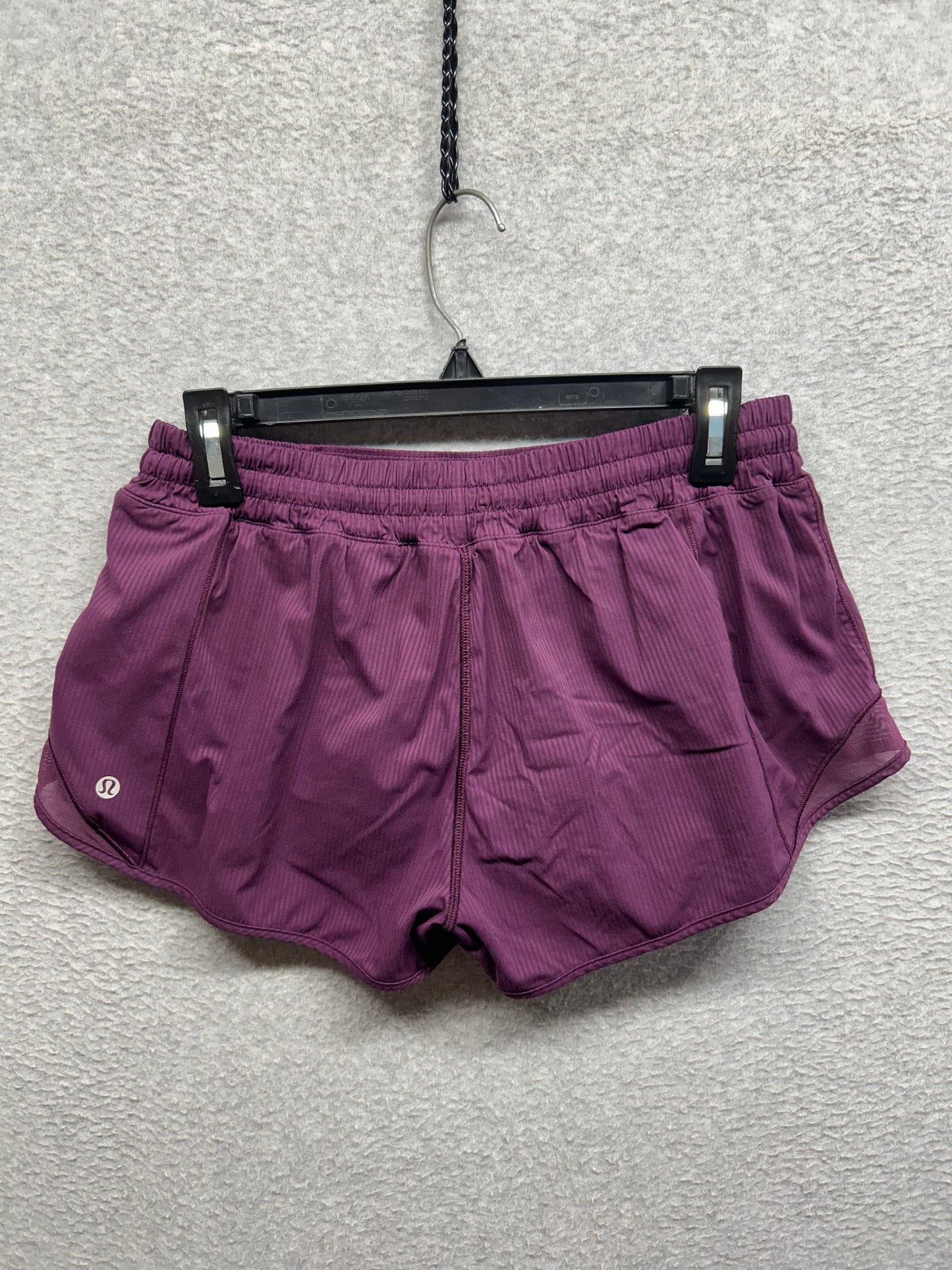 Lululemon Hotty Hot Short II 2.5" Size 8 Regal Plum