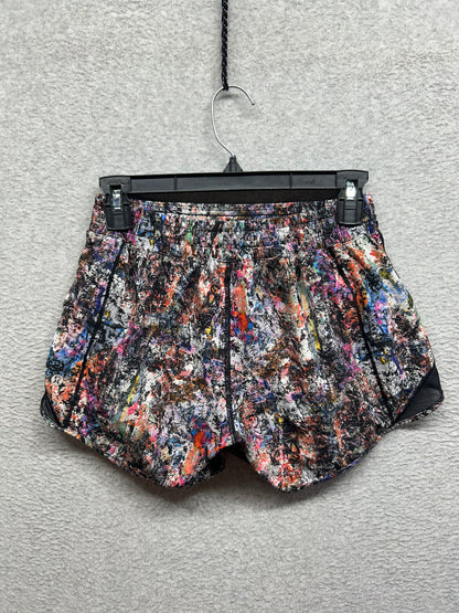Lululemon Hotty Hot Short II Long 4" Size 6 Vitalize Multi