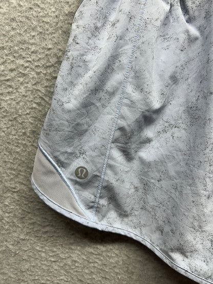 Lululemon Hotty Hot High-Rise Lined Short 2.5" Size 8 Gravel Dust Pastel Blue Multi