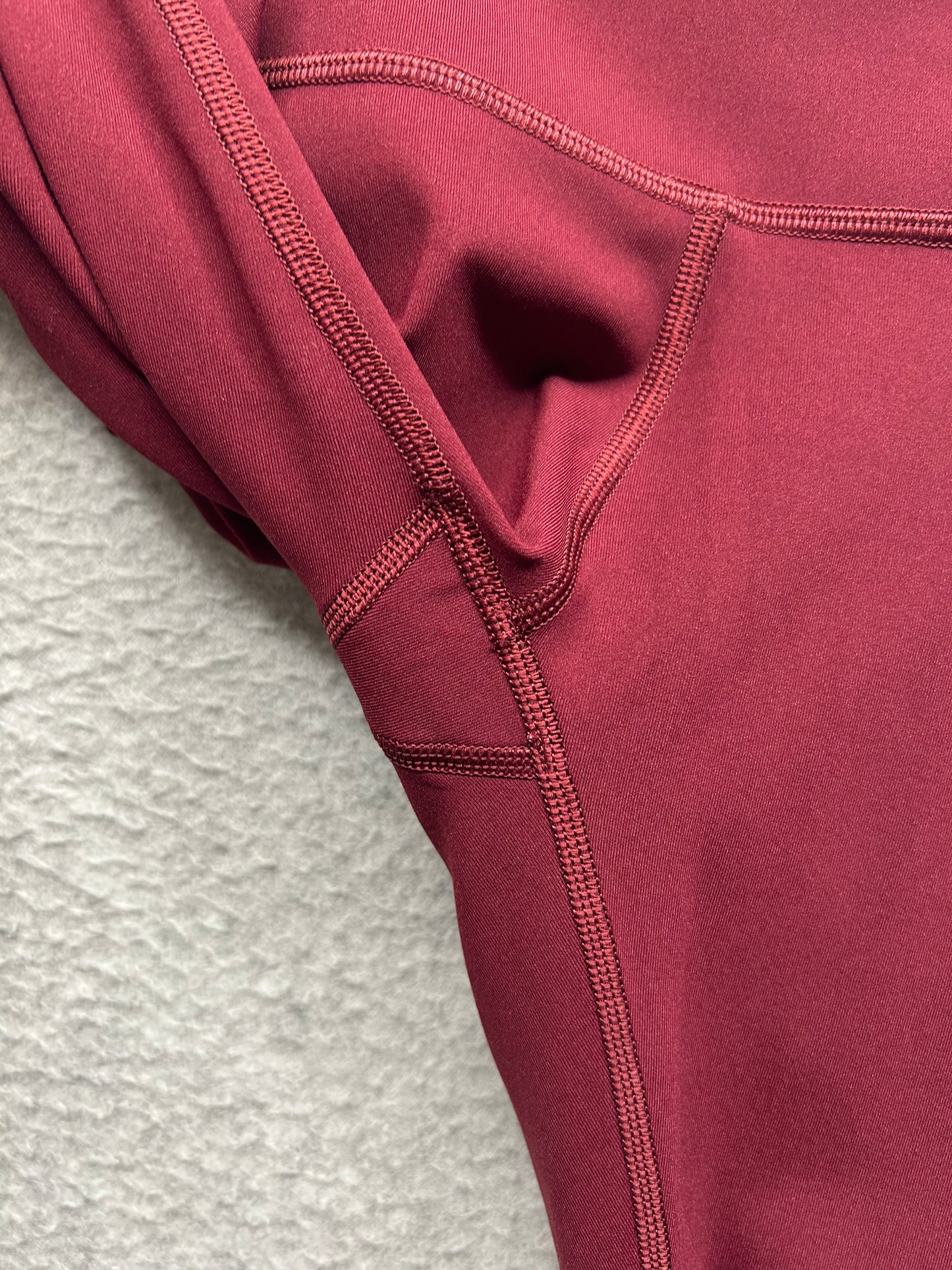 Lululemon Wunder Under High-Rise Tight 28" Luxtreme Size 2 Deep Rouge