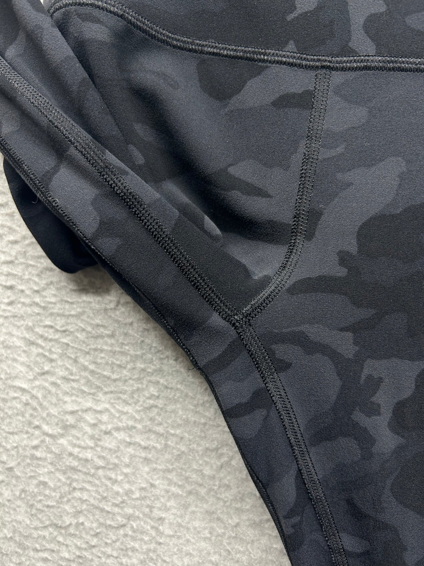 Lululemon Align Pant 28" Size 4 Incognito Camo Multi Grey