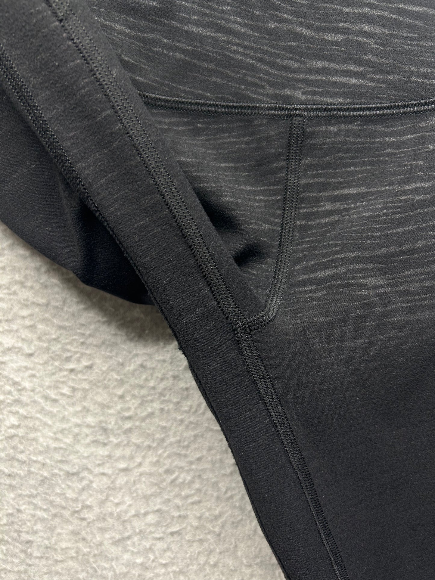 Lululemon Align Pant 28" Size 4 Stride Emboss Black