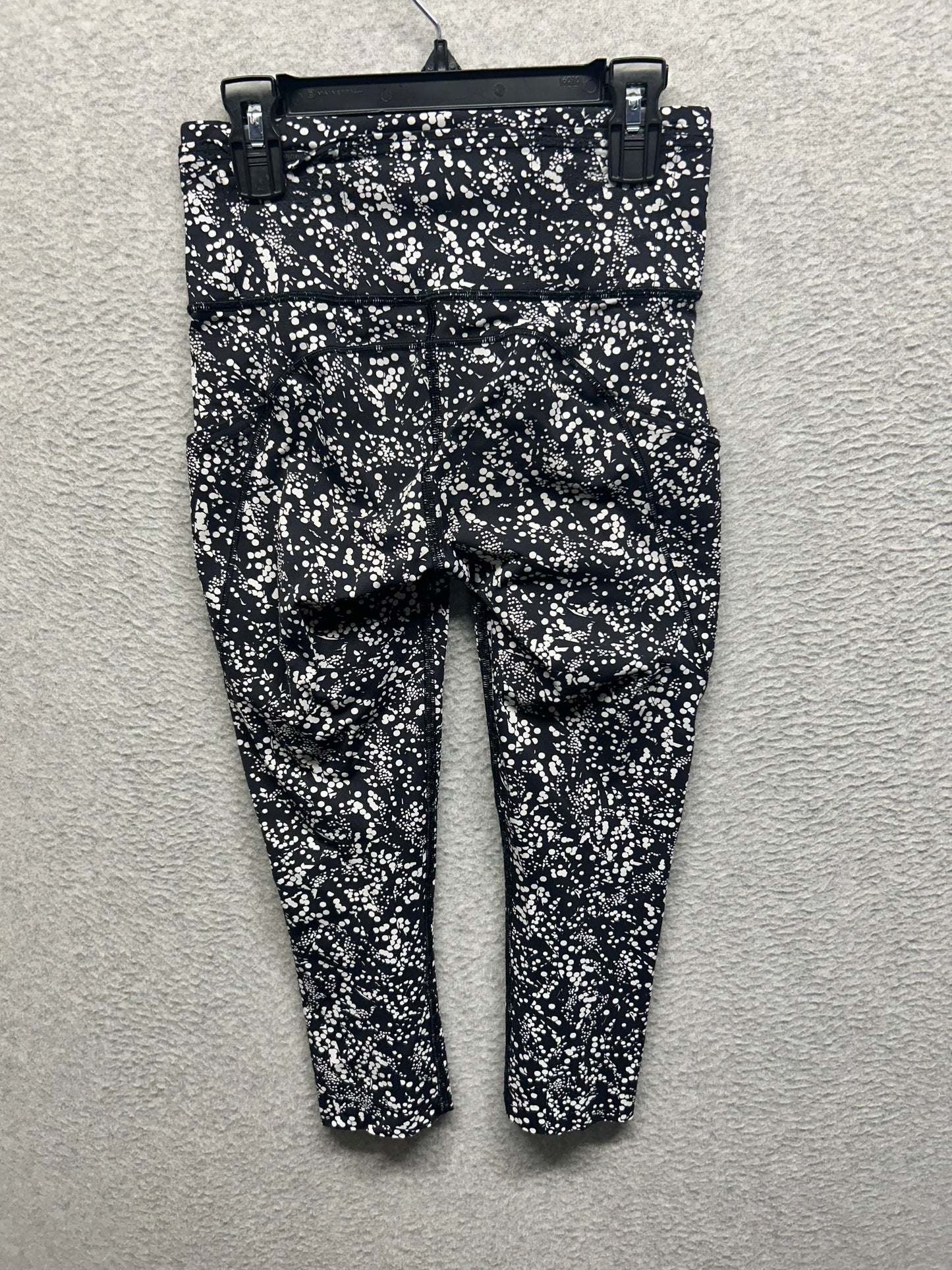 Lululemon Fast & Free Crop II 19" Size 4 Chirasu Black