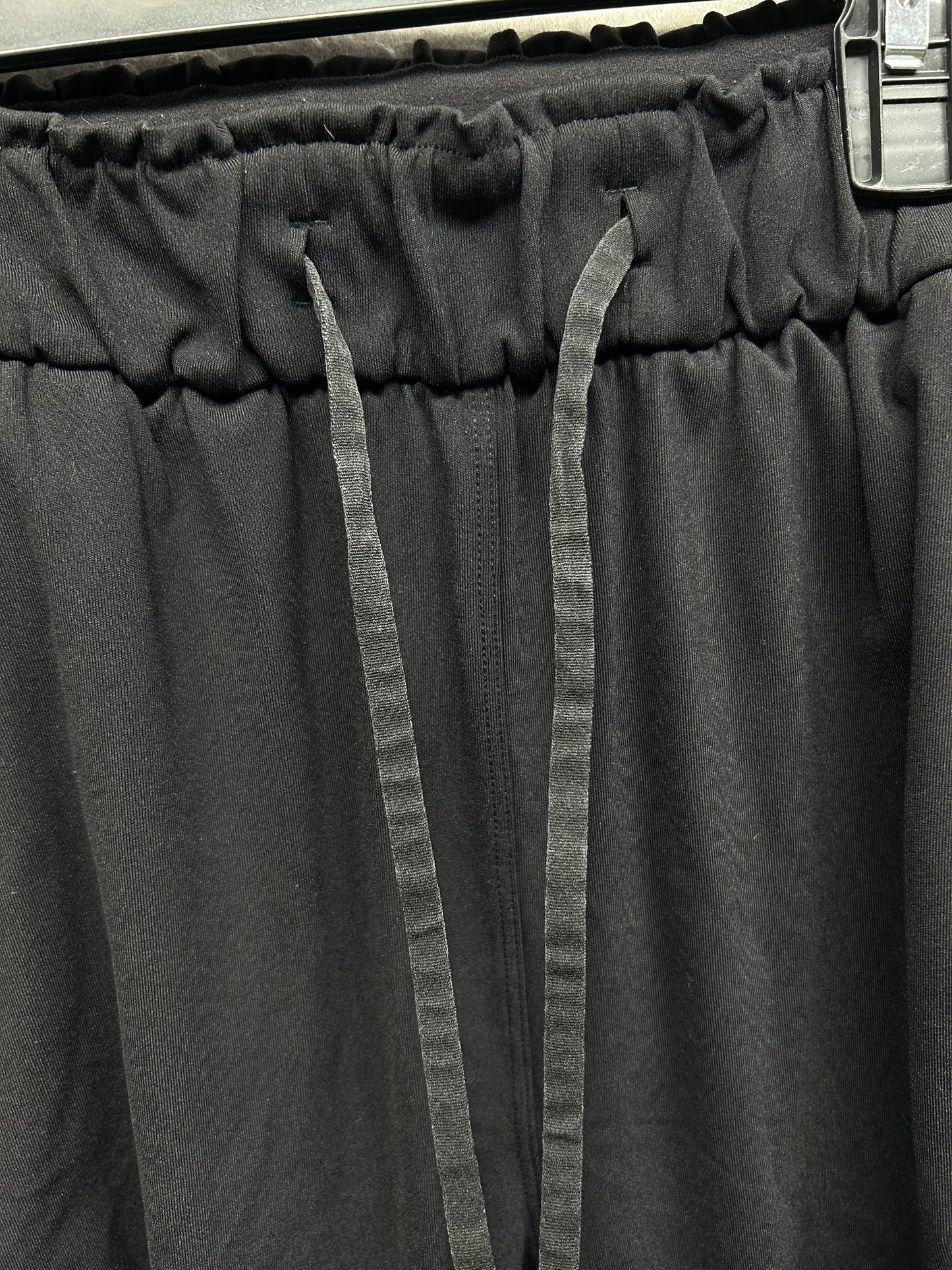 Lululemon Keep Moving Jogger Size 4 Black