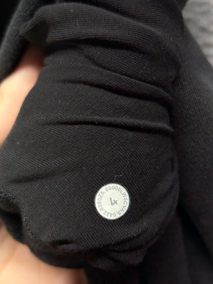 Lululemon Scuba Jogger Size 4 Black