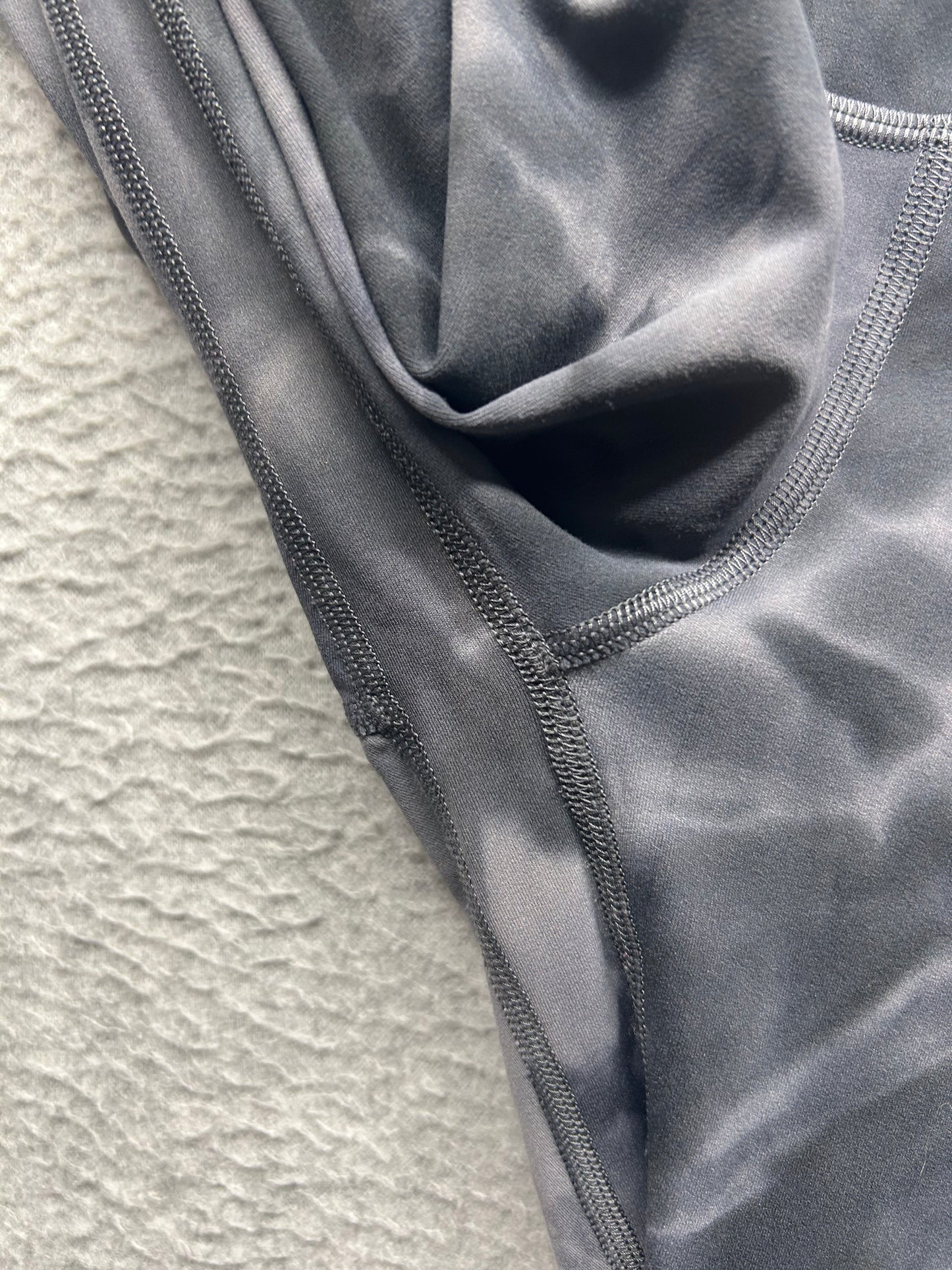 Lululemon Align High-Rise Pant 25" Size 4 Diamond Dye Pitch Grey Graphite Grey