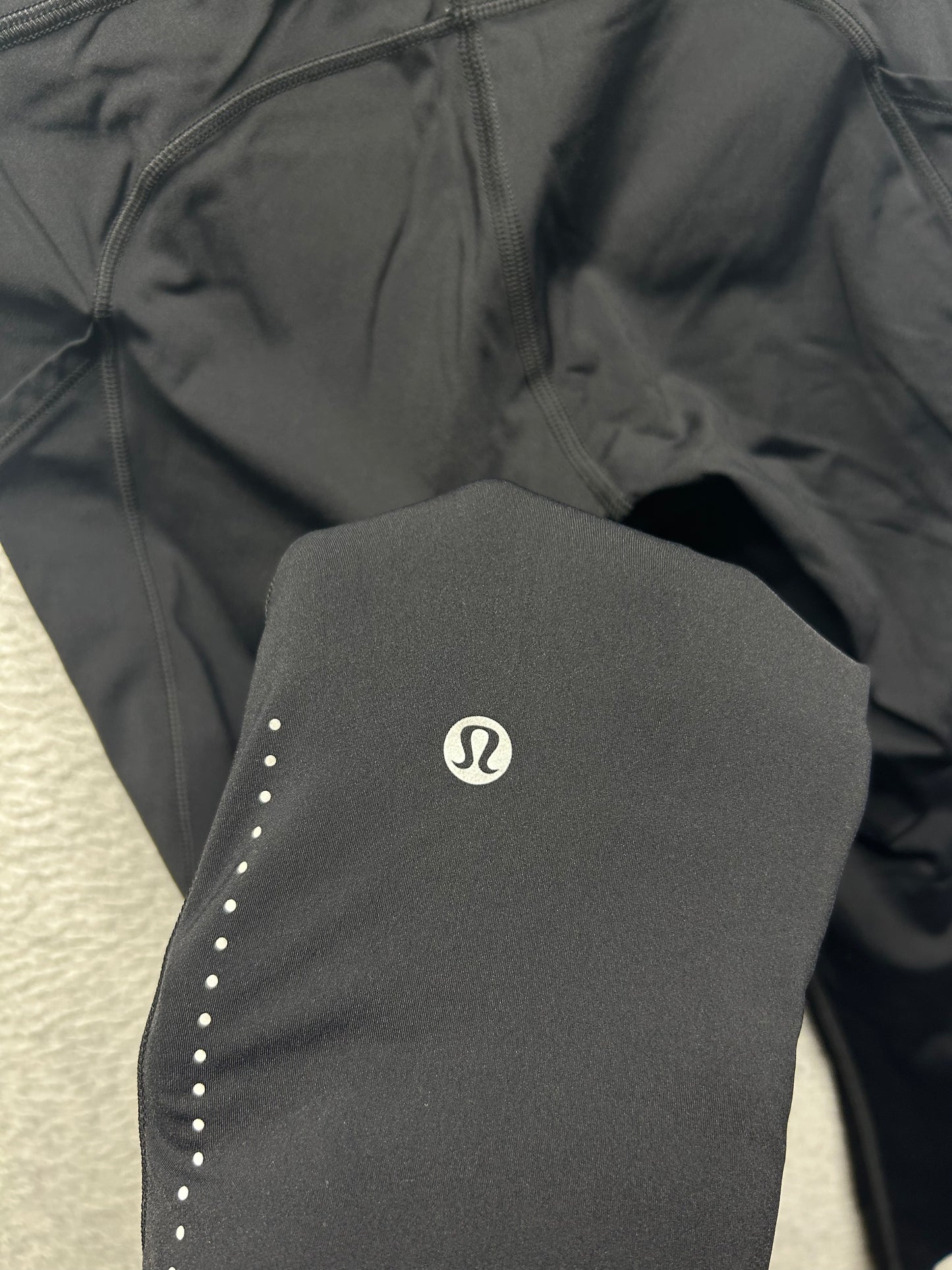 Lululemon Fast & Free Crop II 19" Size 4 Black