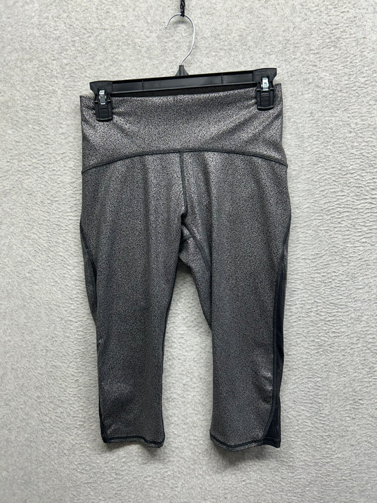 Lululemon Train Times Crop 17" Size 6 Luminosity Foil Print Black Silver