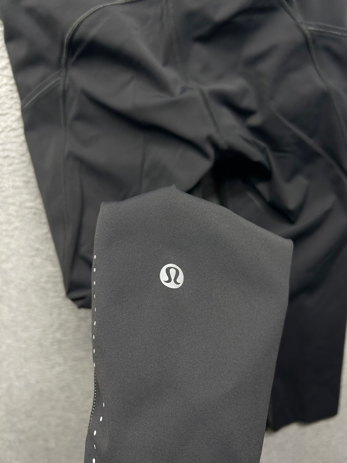 Lululemon Fast and Free High-Rise Crop 19" Size 4 (Square) Graphite Grey
