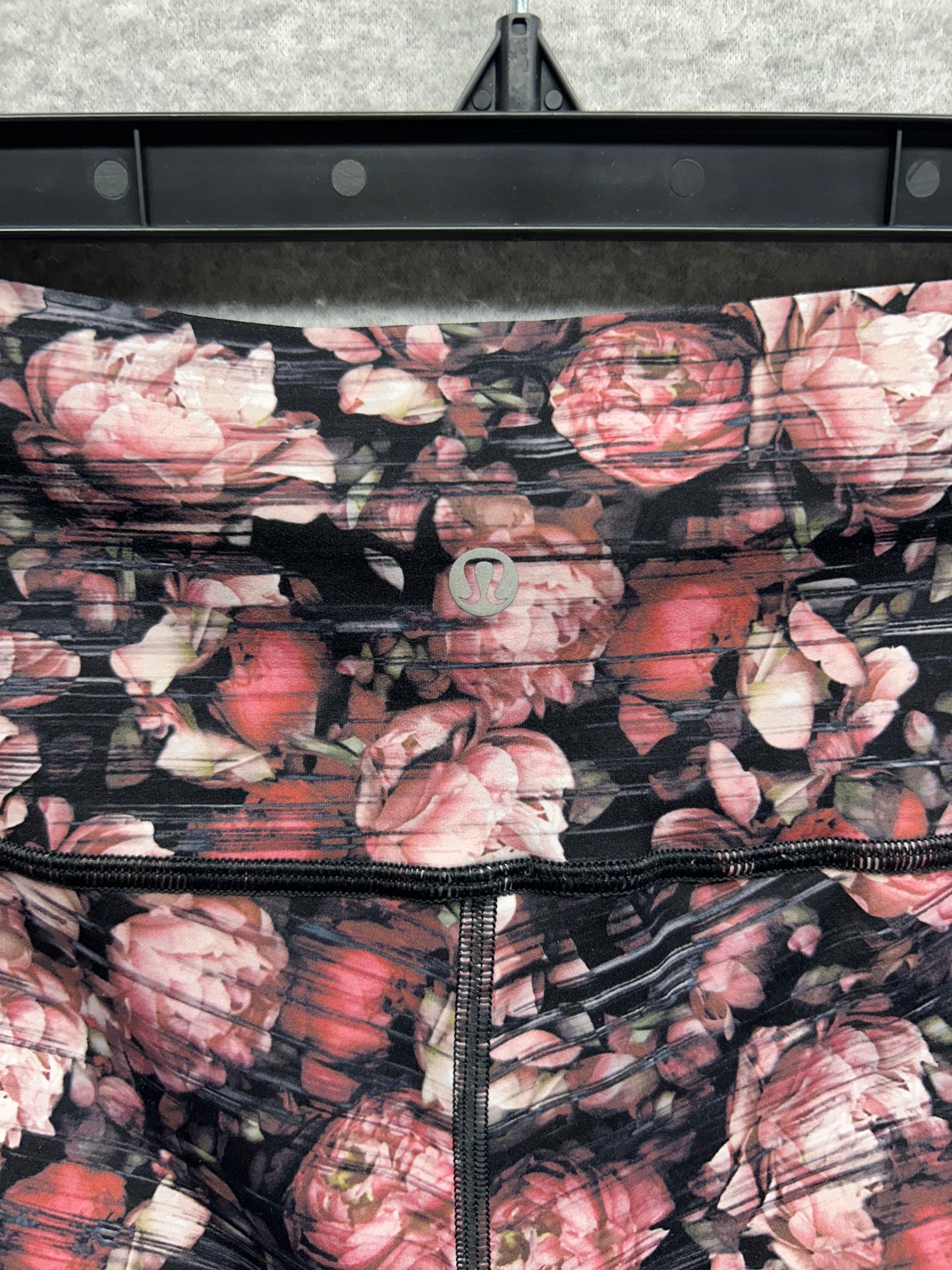 Lululemon Wunder Under Hi-Rise Tight Size 8 Peony Multi