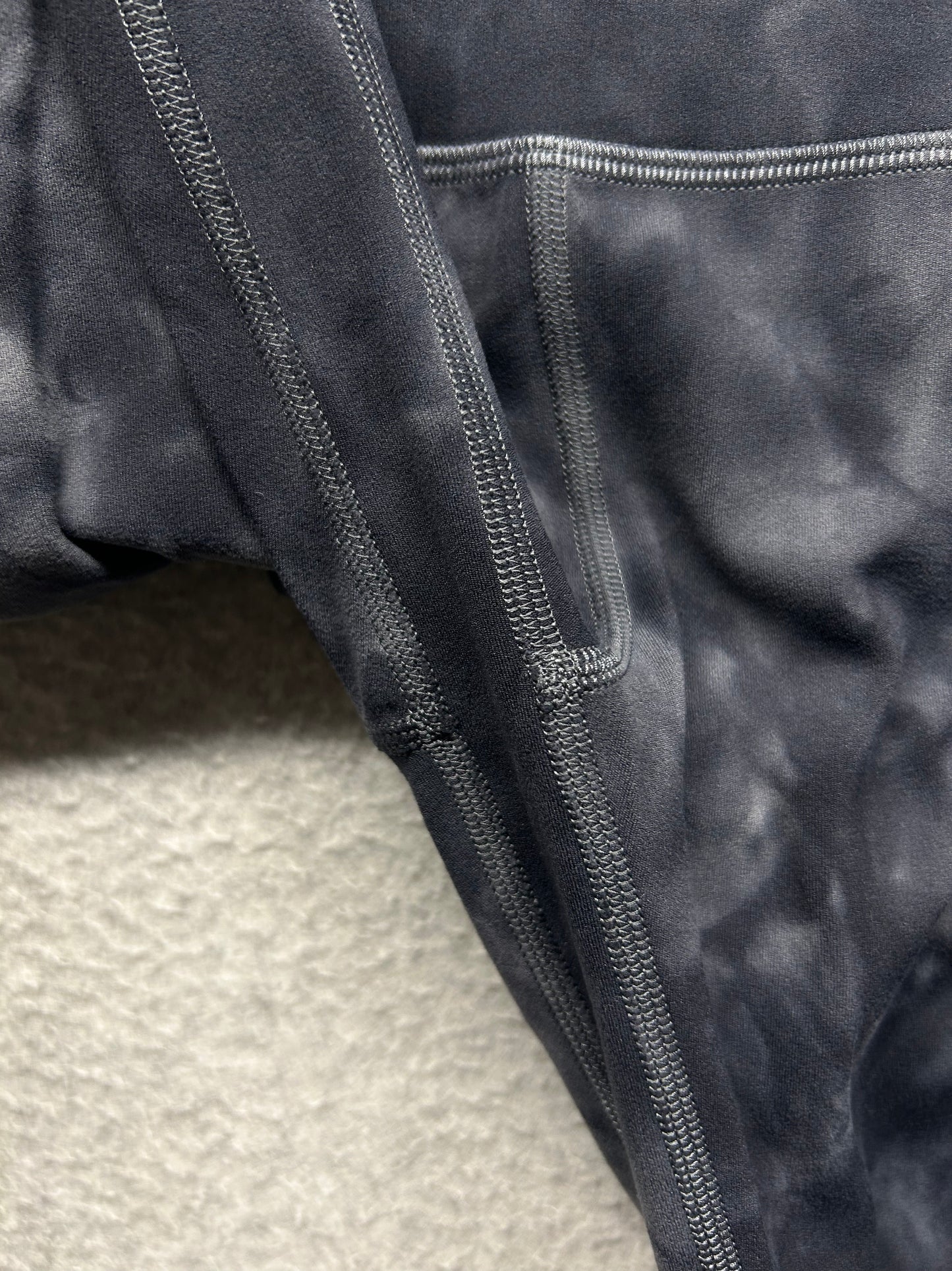 Lululemon Align Pant 25" Size 4 Diamond Dye Pitch Grey Graphite Grey