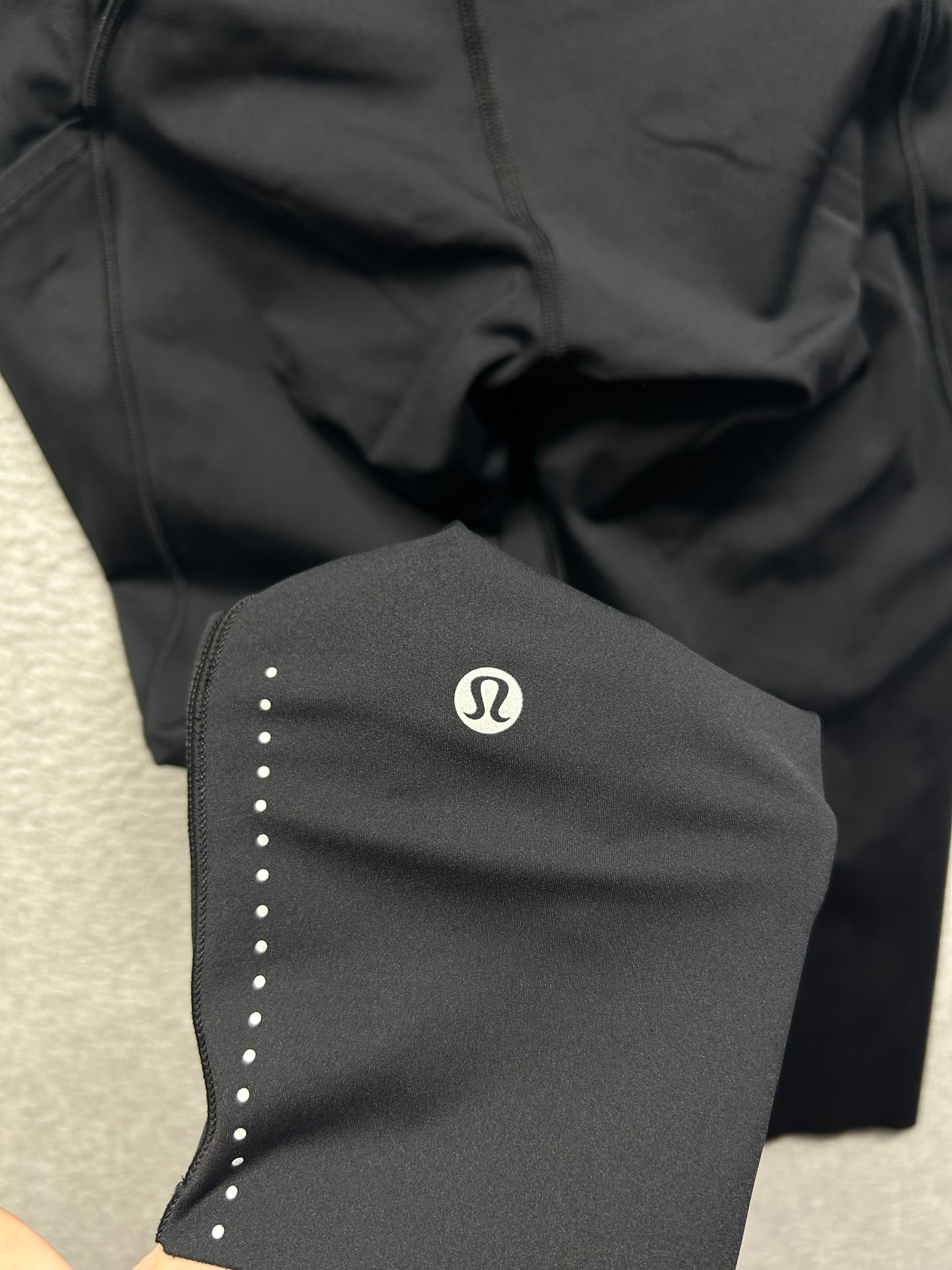 Lululemon Fast & Free Crop II 19" Size 6 Black
