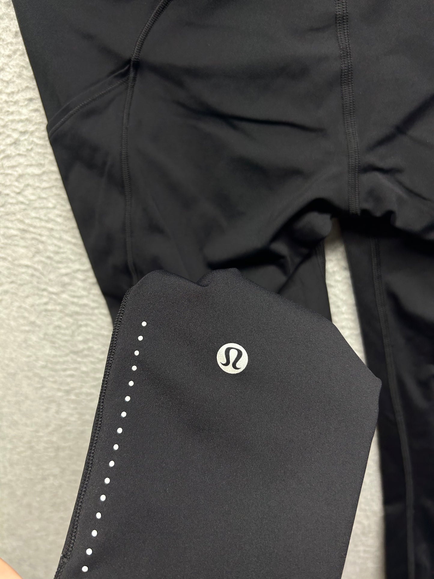 Lululemon Fast & Free Crop II Nulux 19" Size 6 Black
