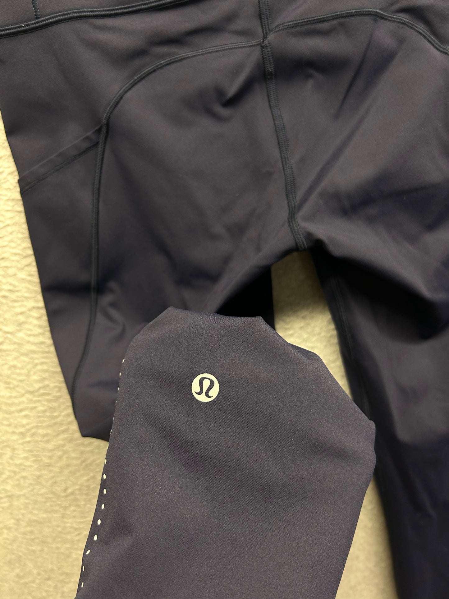 Lululemon Fast & Free Crop II 19" Size 6 Midnight Navy