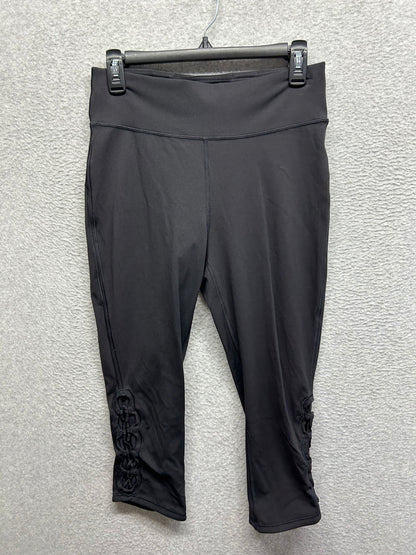 Lululemon Tied To It Crop 21" Size 10 Black