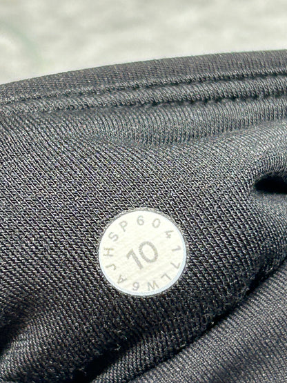 Lululemon Tied To It Crop 21" Size 10 Black