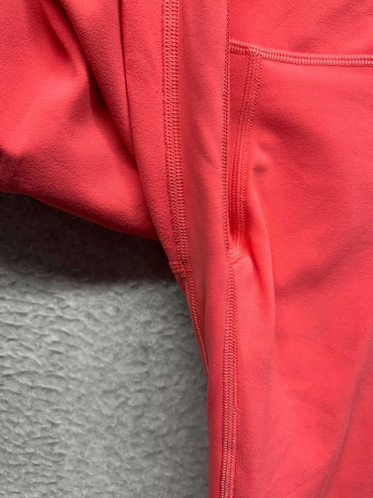 Lululemon Align High-Rise Crop 23" Size 6 Raspberry Cream
