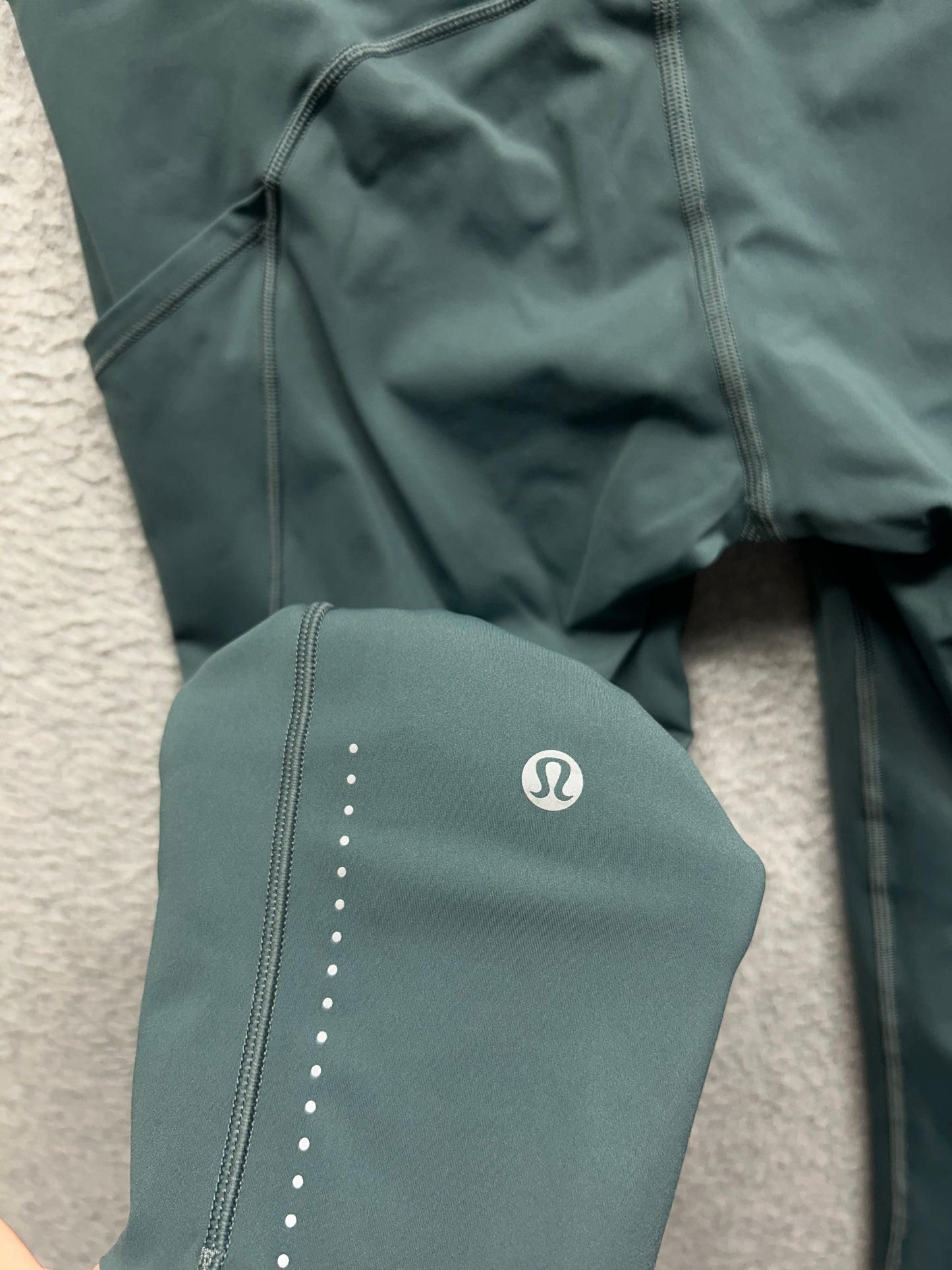 Lululemon Fast & Free Crop II 19" Size 6 Sea Steel