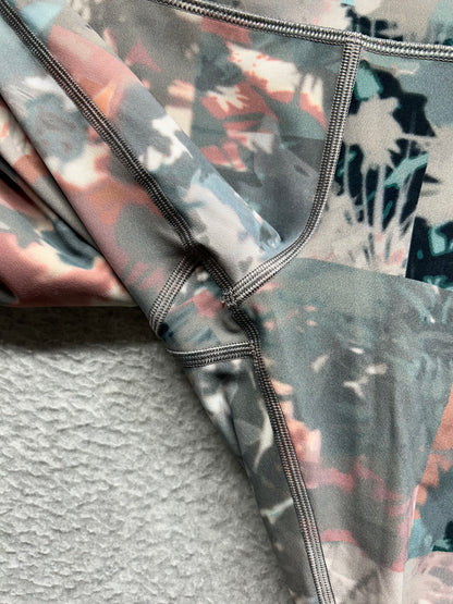 Lululemon Wunder Under High-Rise Tight 28" Size 10 Untamed Nature Multi