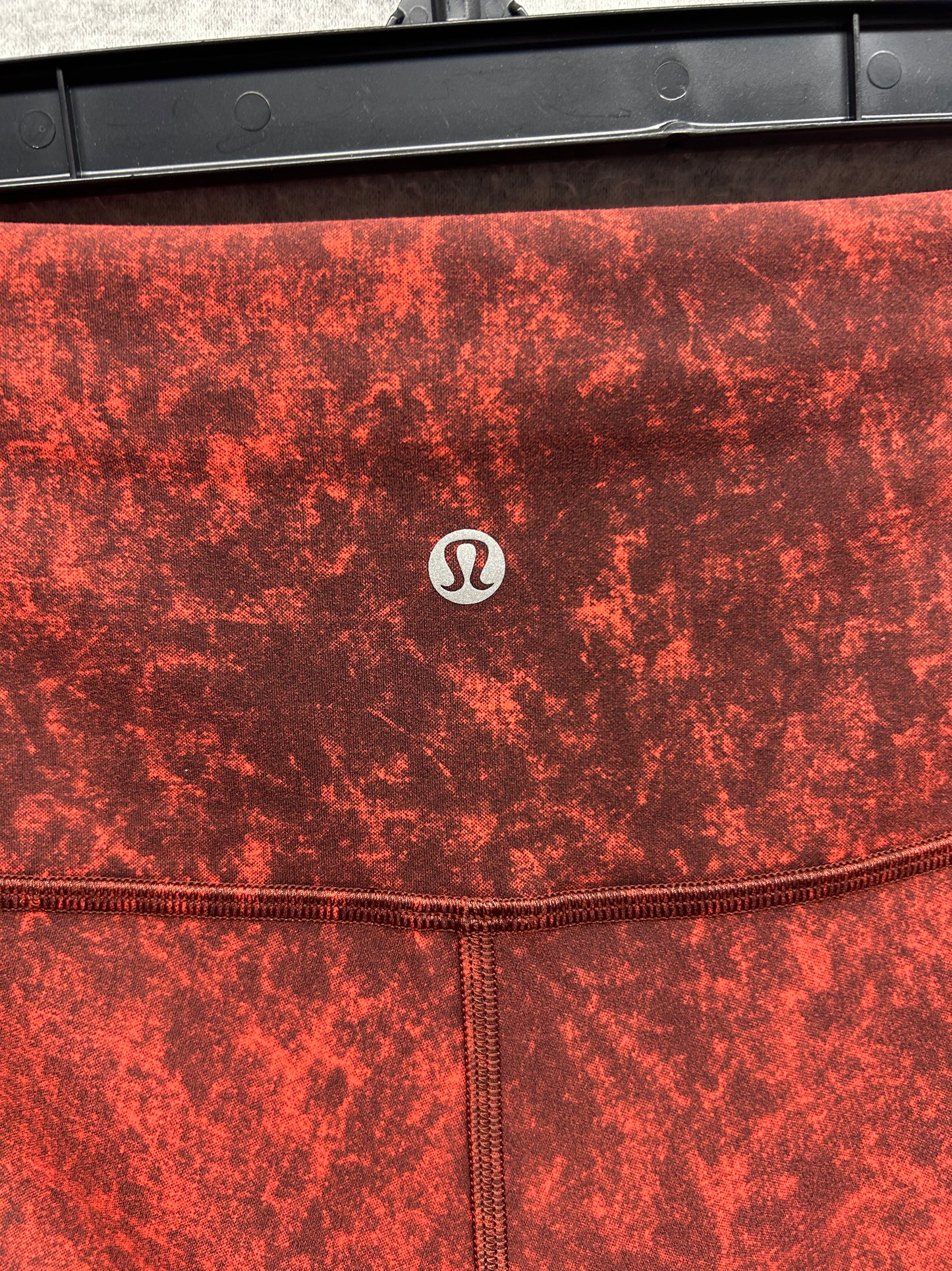 Lululemon Wunder Train High-Rise Crop 23" Size 8 Denim Wash Print Autumn Red Black
