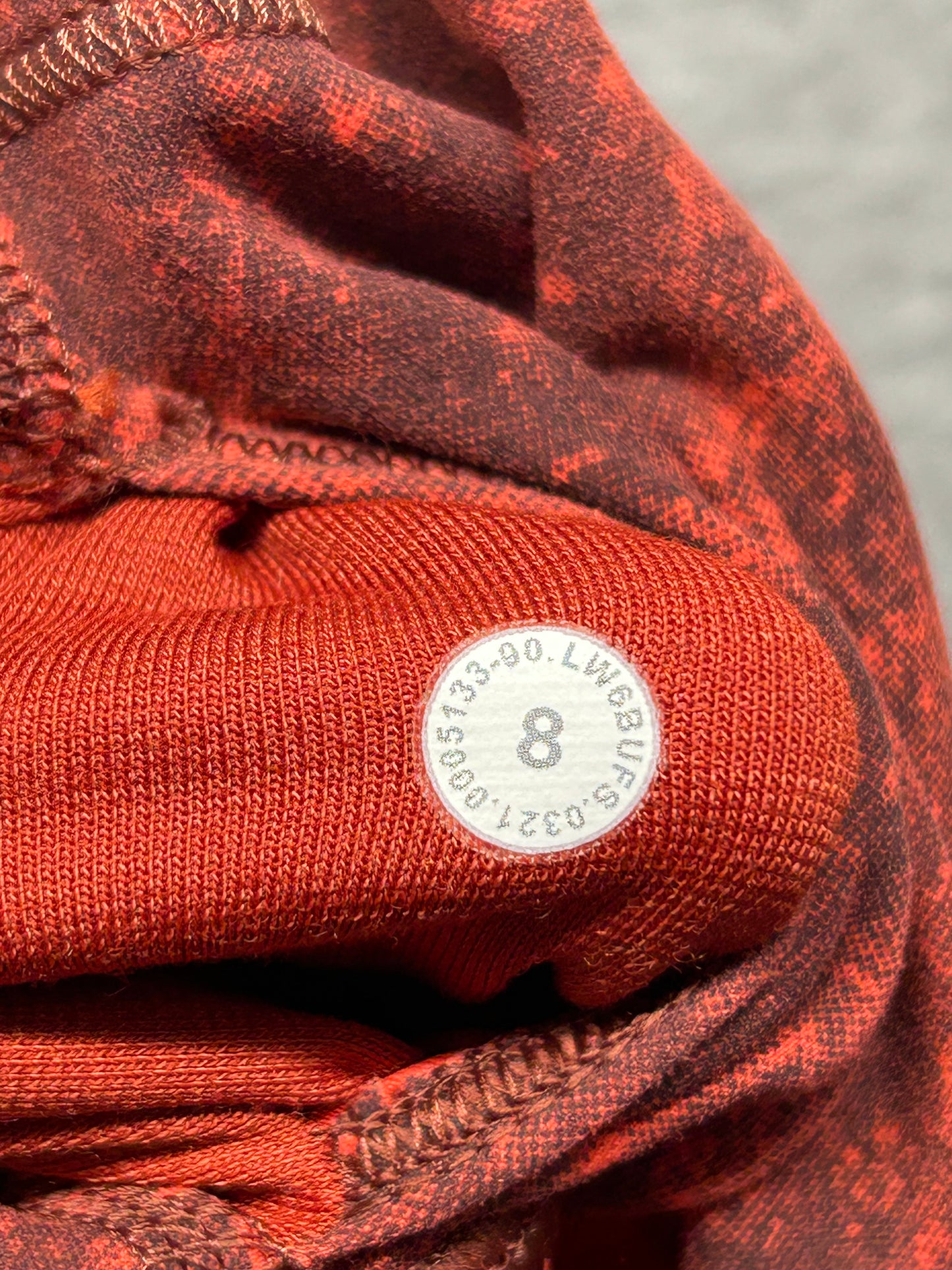 Lululemon Wunder Train High-Rise Crop 23" Size 8 Denim Wash Print Autumn Red Black