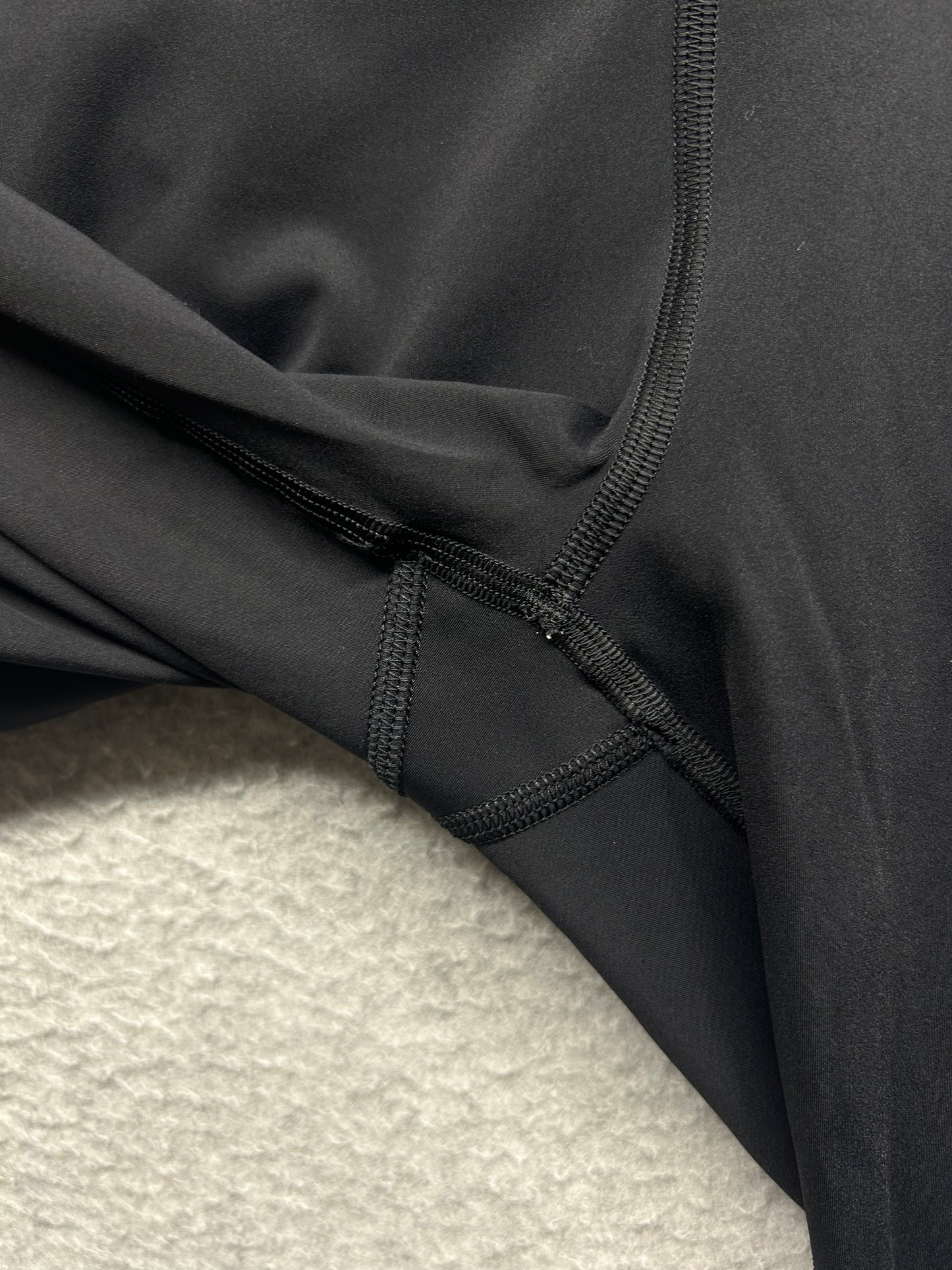 Lululemon Fast & Free Crop II 19" Size 8 Black
